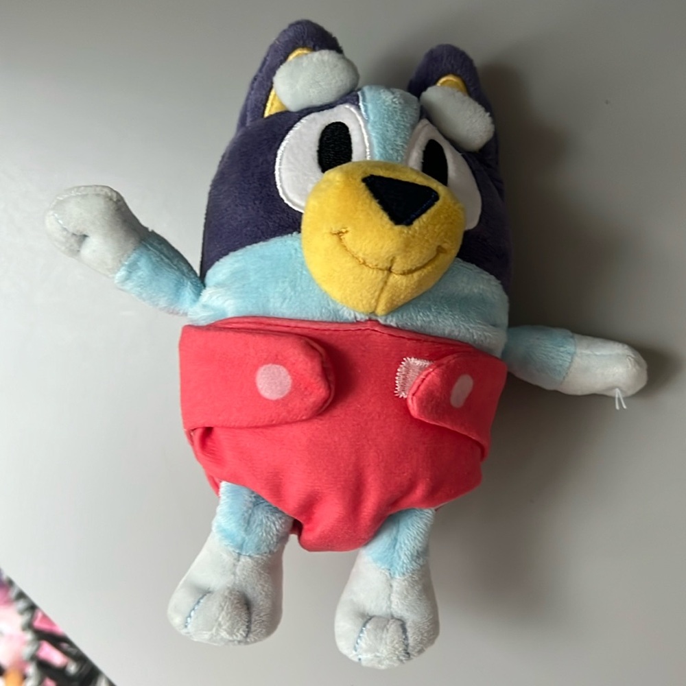 NWOT Bluey Plush Baby Bluey - Picture 2 of 2
